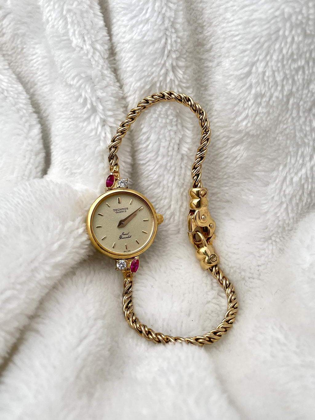 Technos Rubies Rope Bracelet