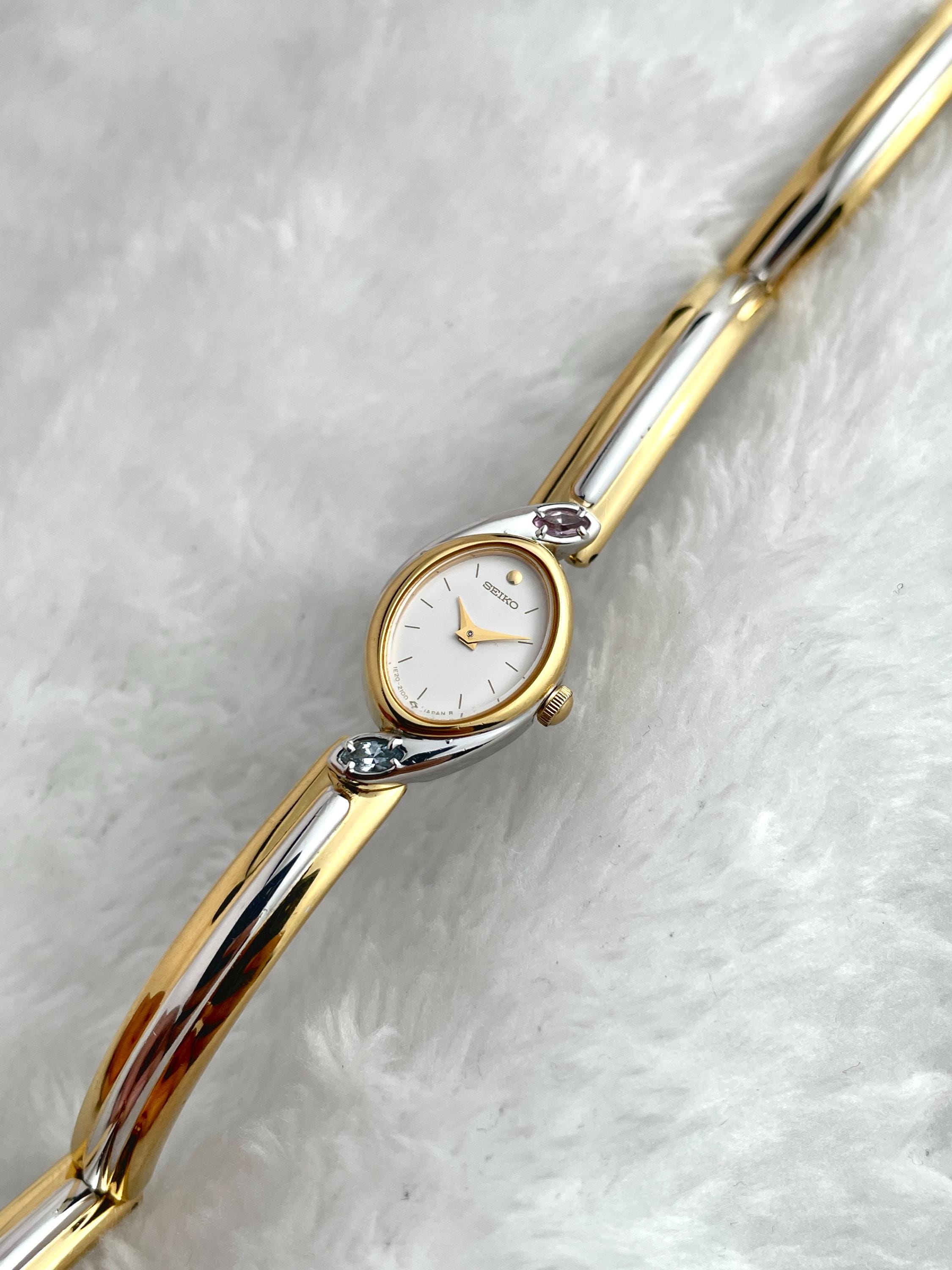 RARE vintage Seiko Two-tone 2 Gemstone Bangle 1E20-6240