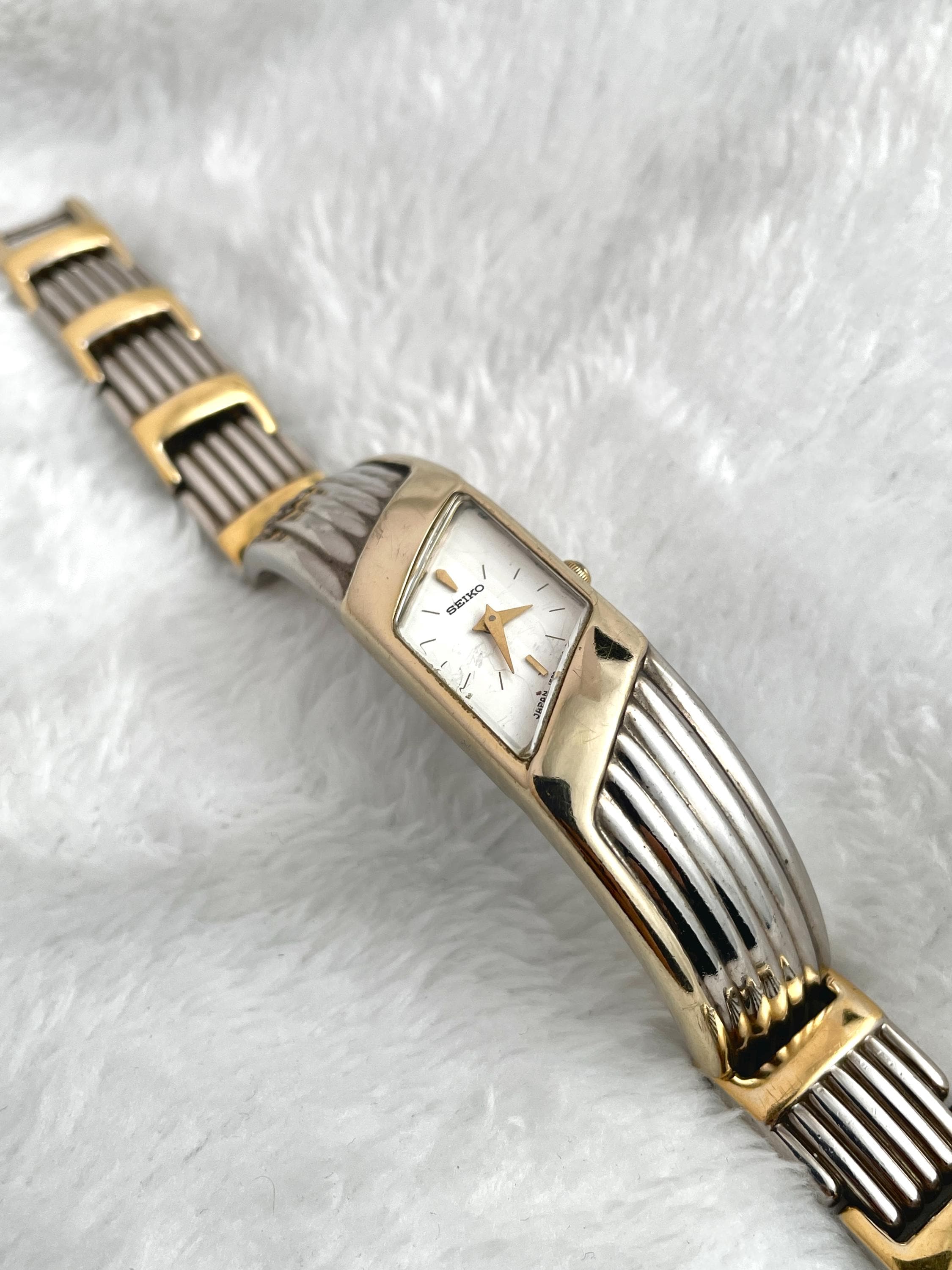 Rare Seiko Two-tone Semi Bangle Watch Two-tone 1F20-6F20