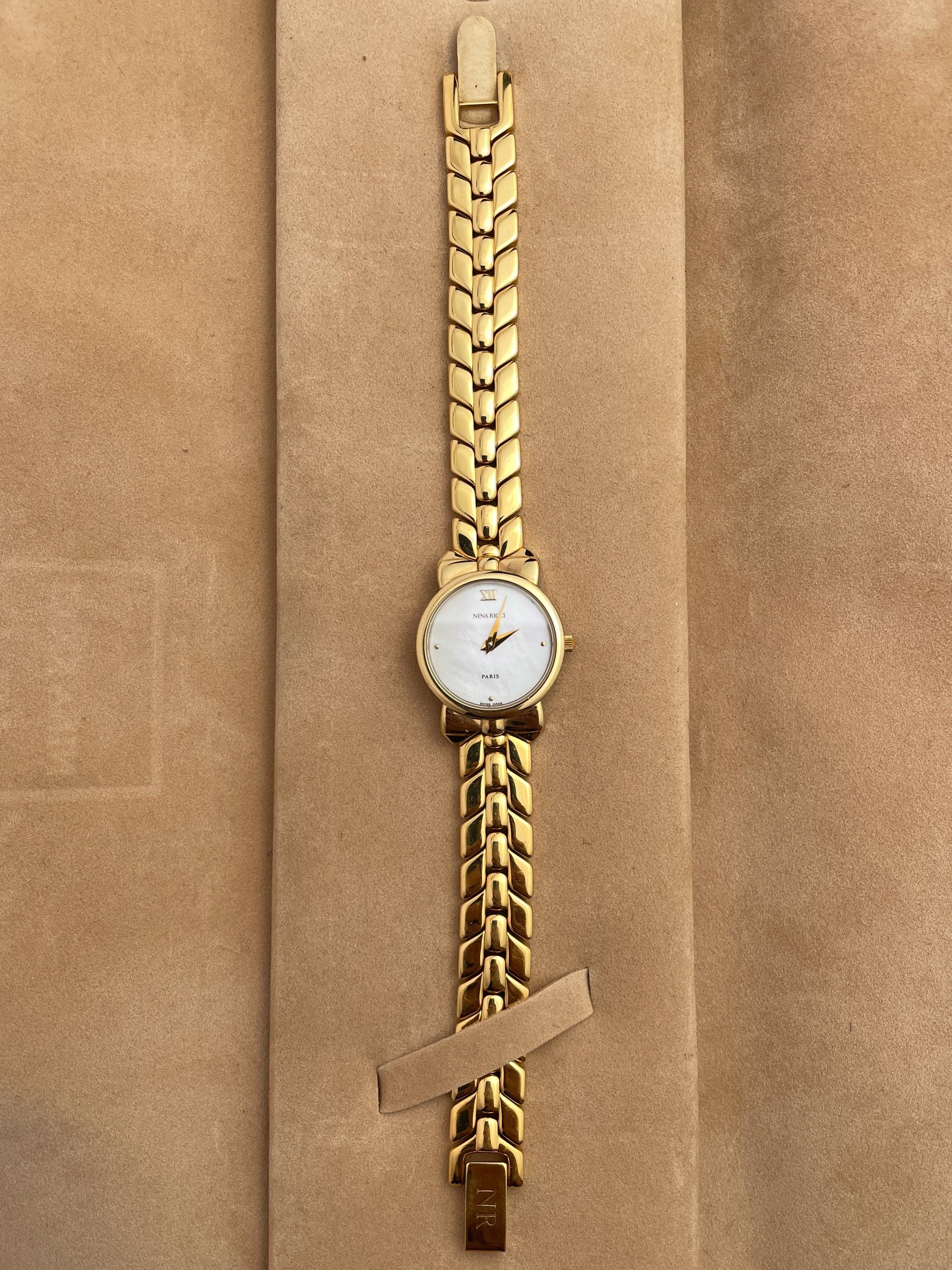 Nina Ricci D954 Gold Tone Ribbon