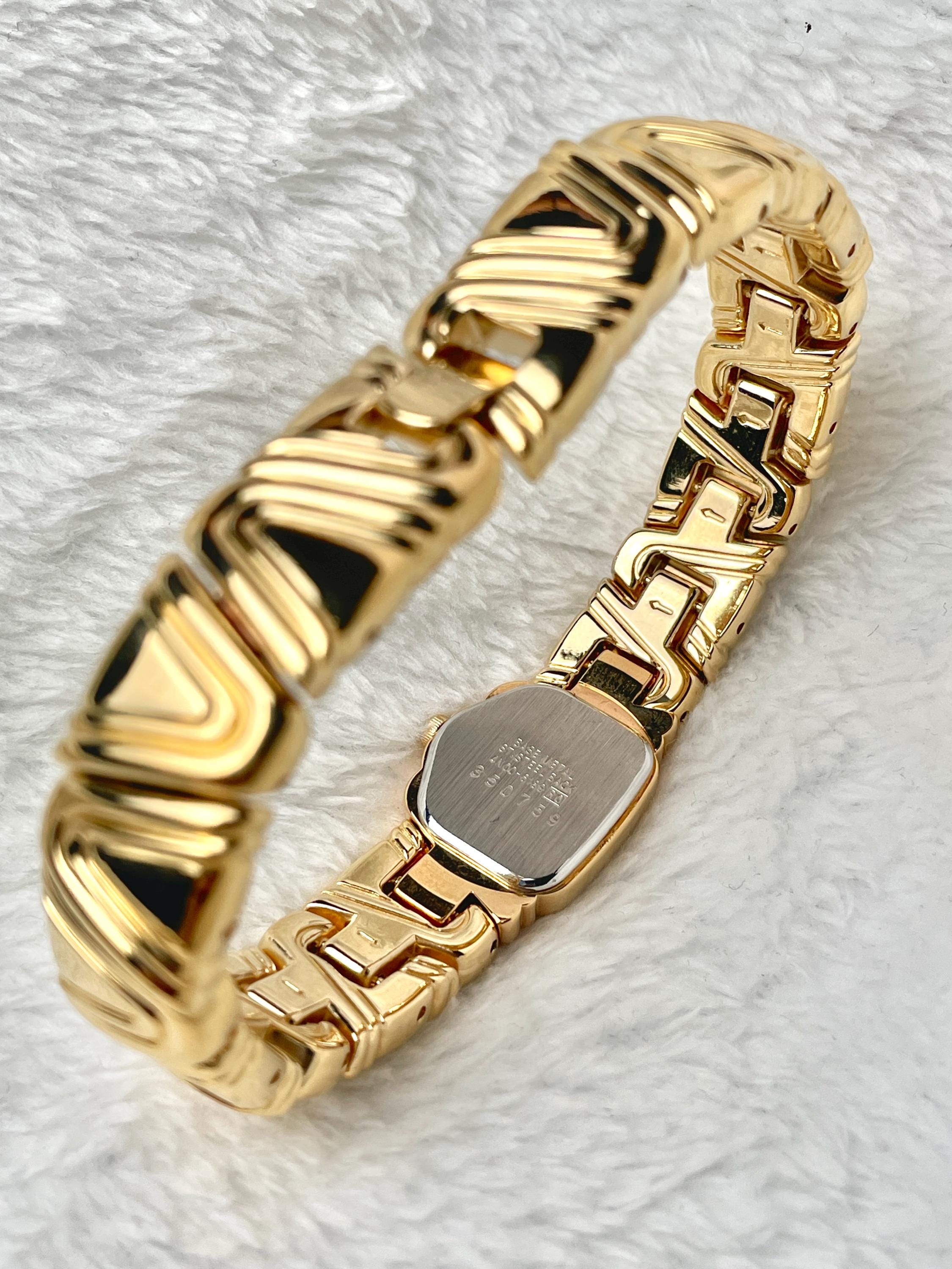RARE SEIKO Vintage - New Old Stock- 18ct Gold Plated - Half Moon Asymmetrical Piano Face with Mother Of Pearl Dial 4N00-6189