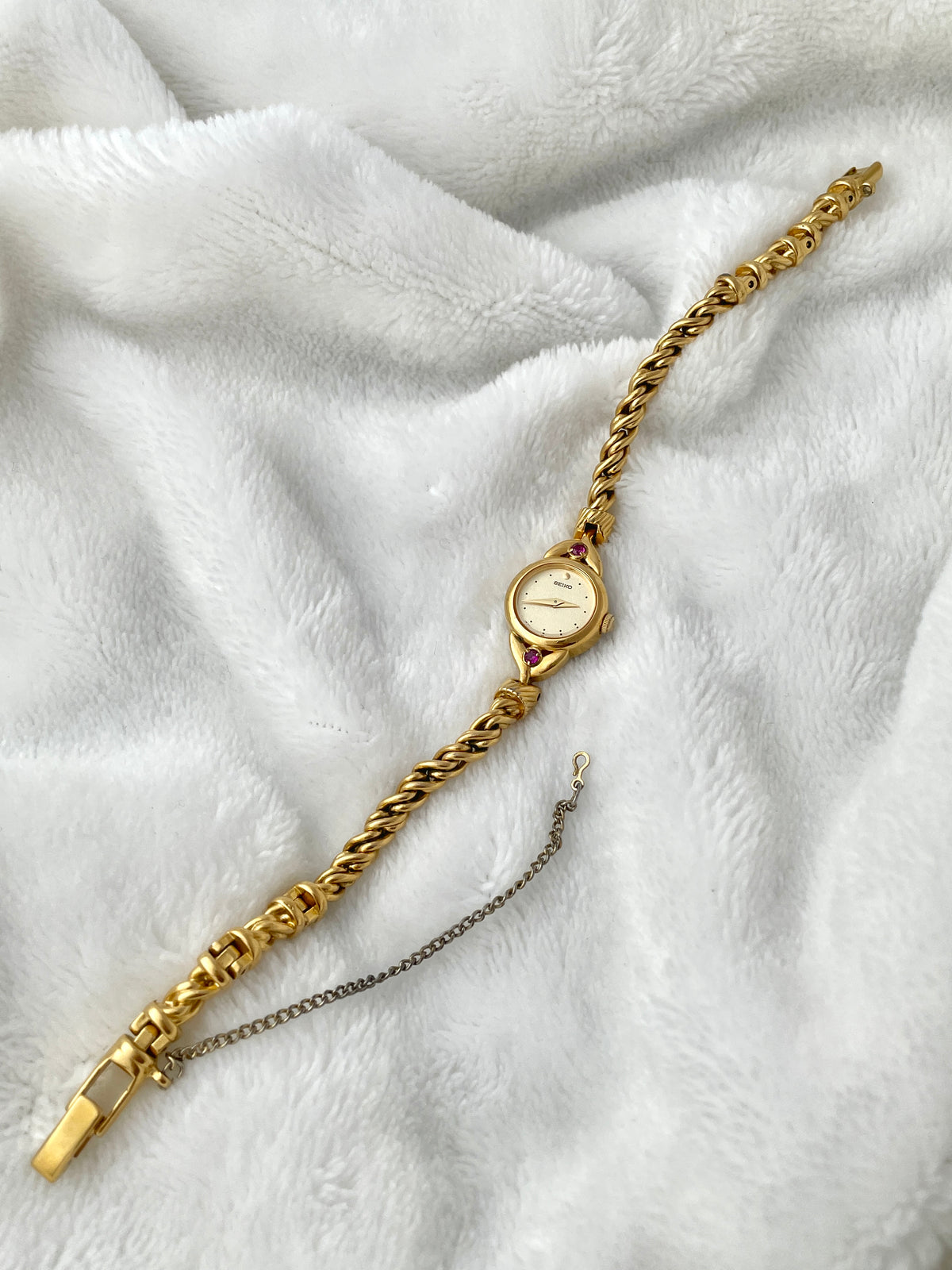 Seiko Round Ruby Rope Bracelet Jewellery Style