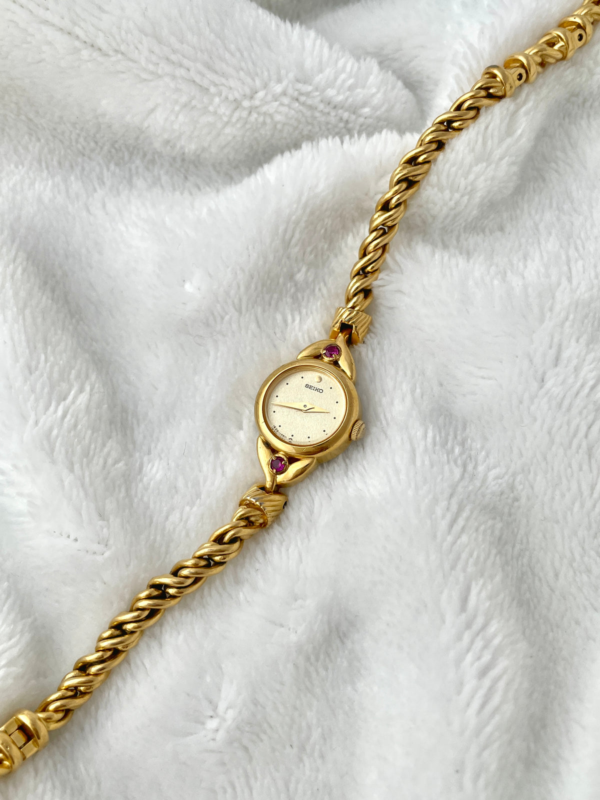Seiko Round Ruby Rope Bracelet Jewellery Style
