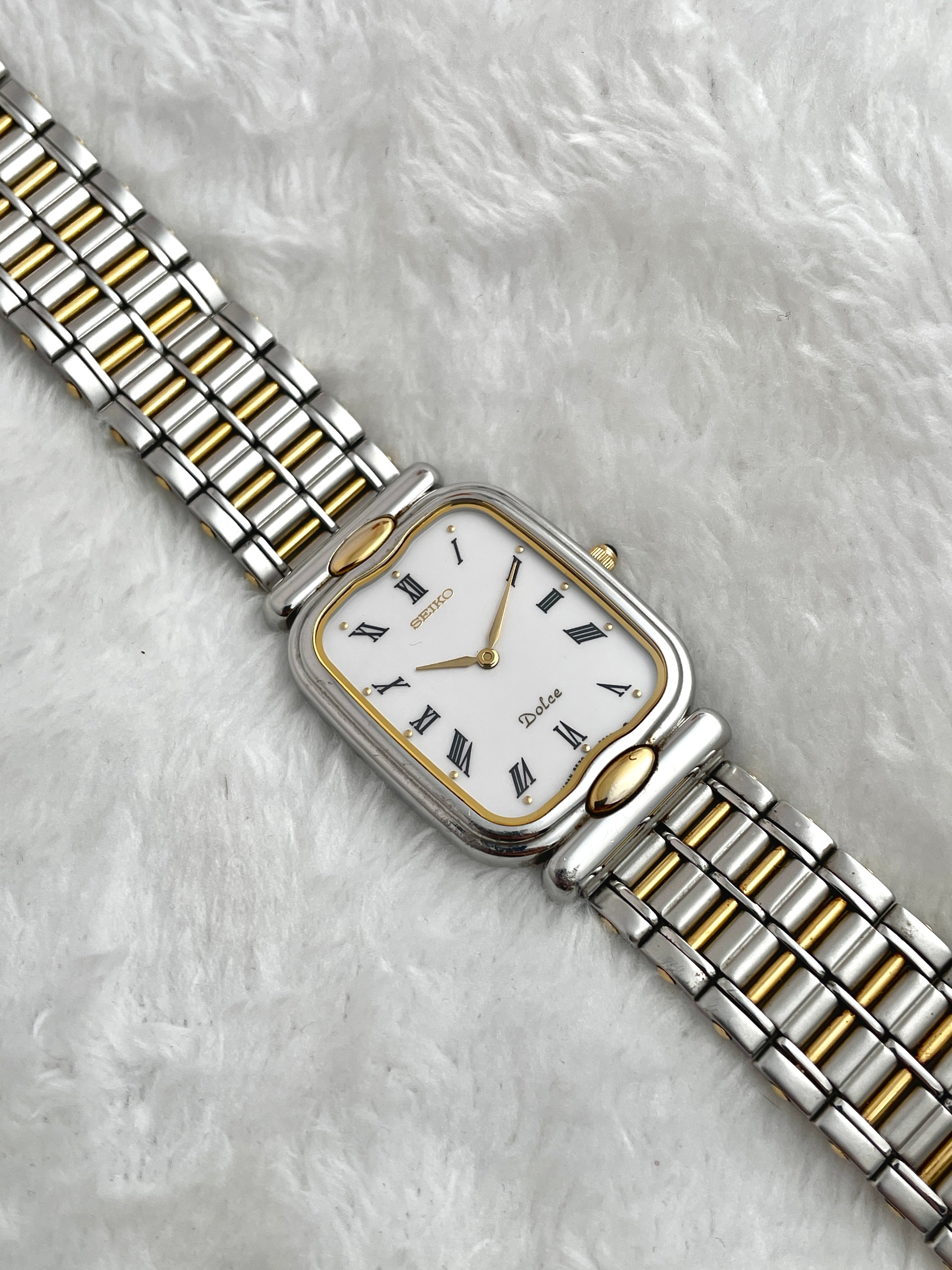 Vintage Seiko Dolce Tank Shape