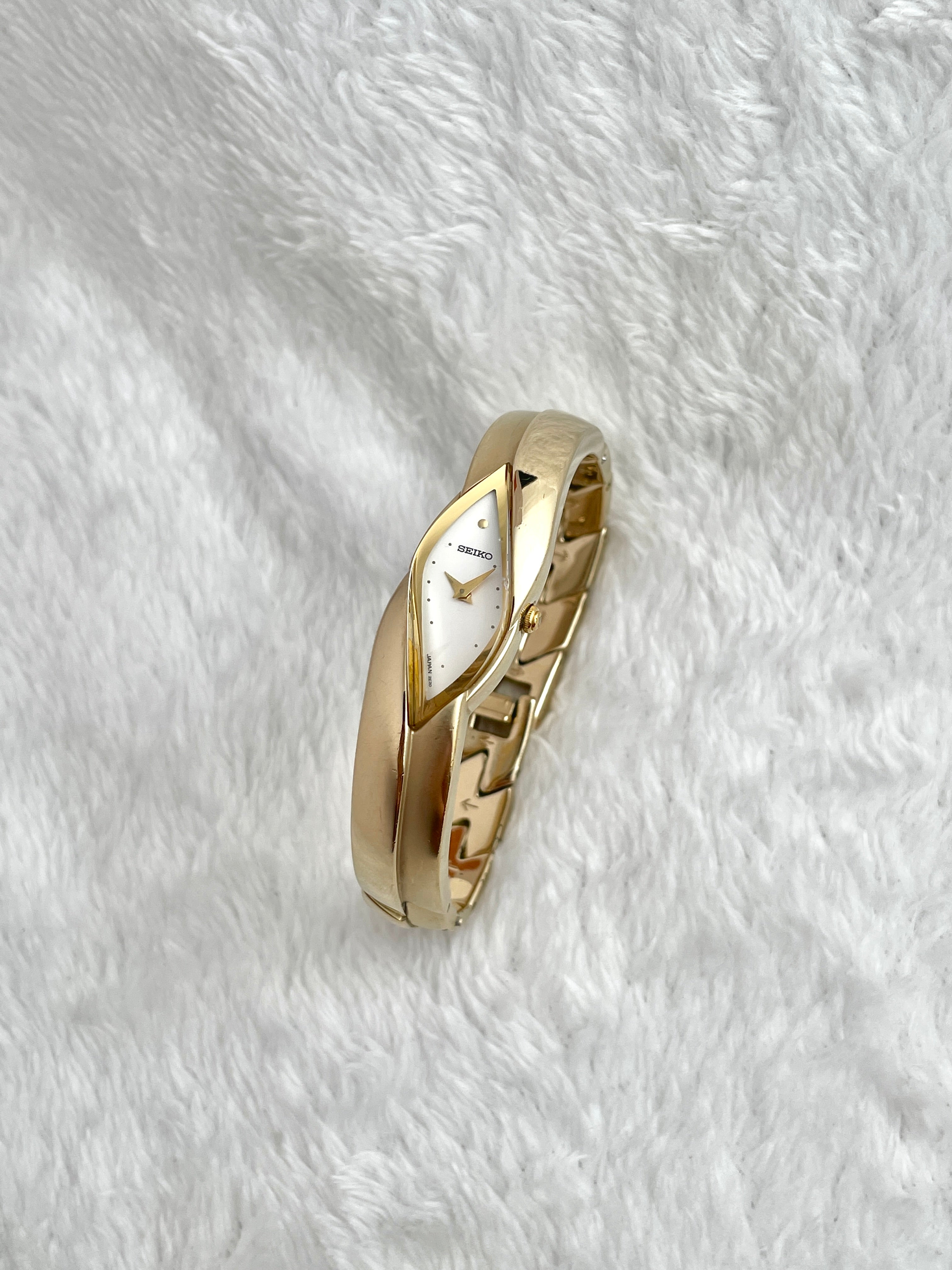 RARE Seiko 90s Gold Tone 2E20-753A Gold Women Watch