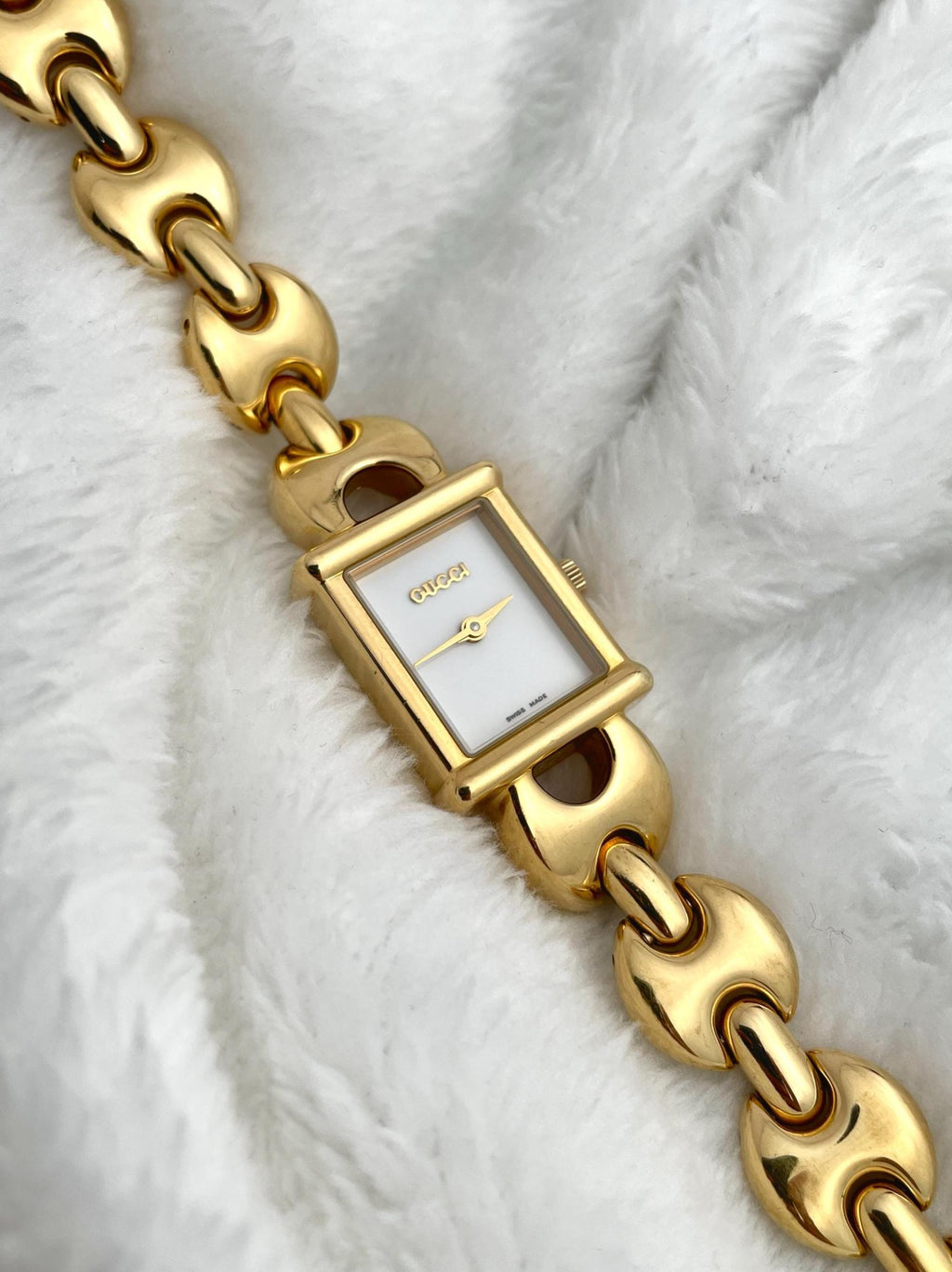 Gucci 90s GP 1800L Gold Tone