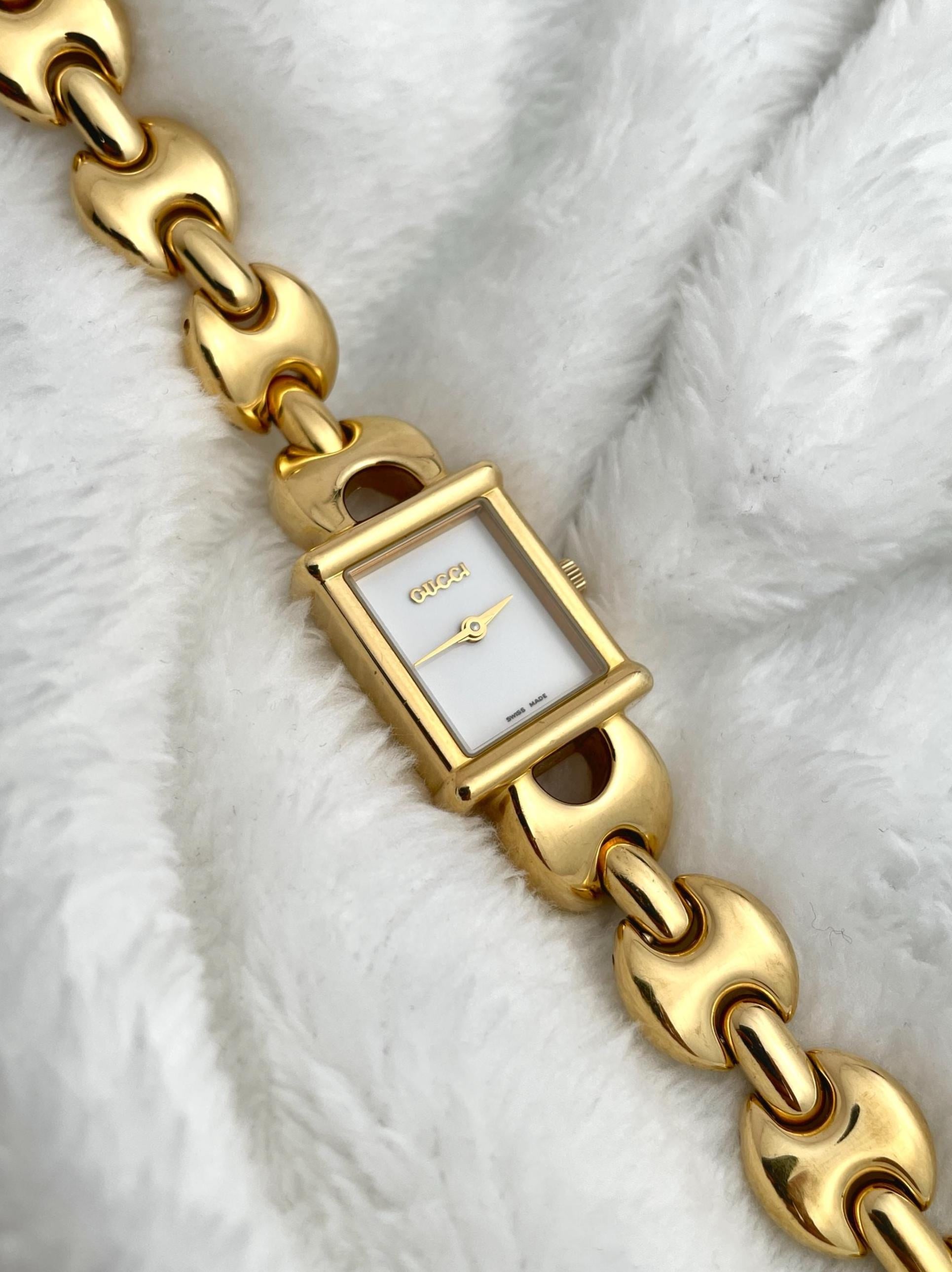 Gucci 90s GP 1800L Gold Tone
