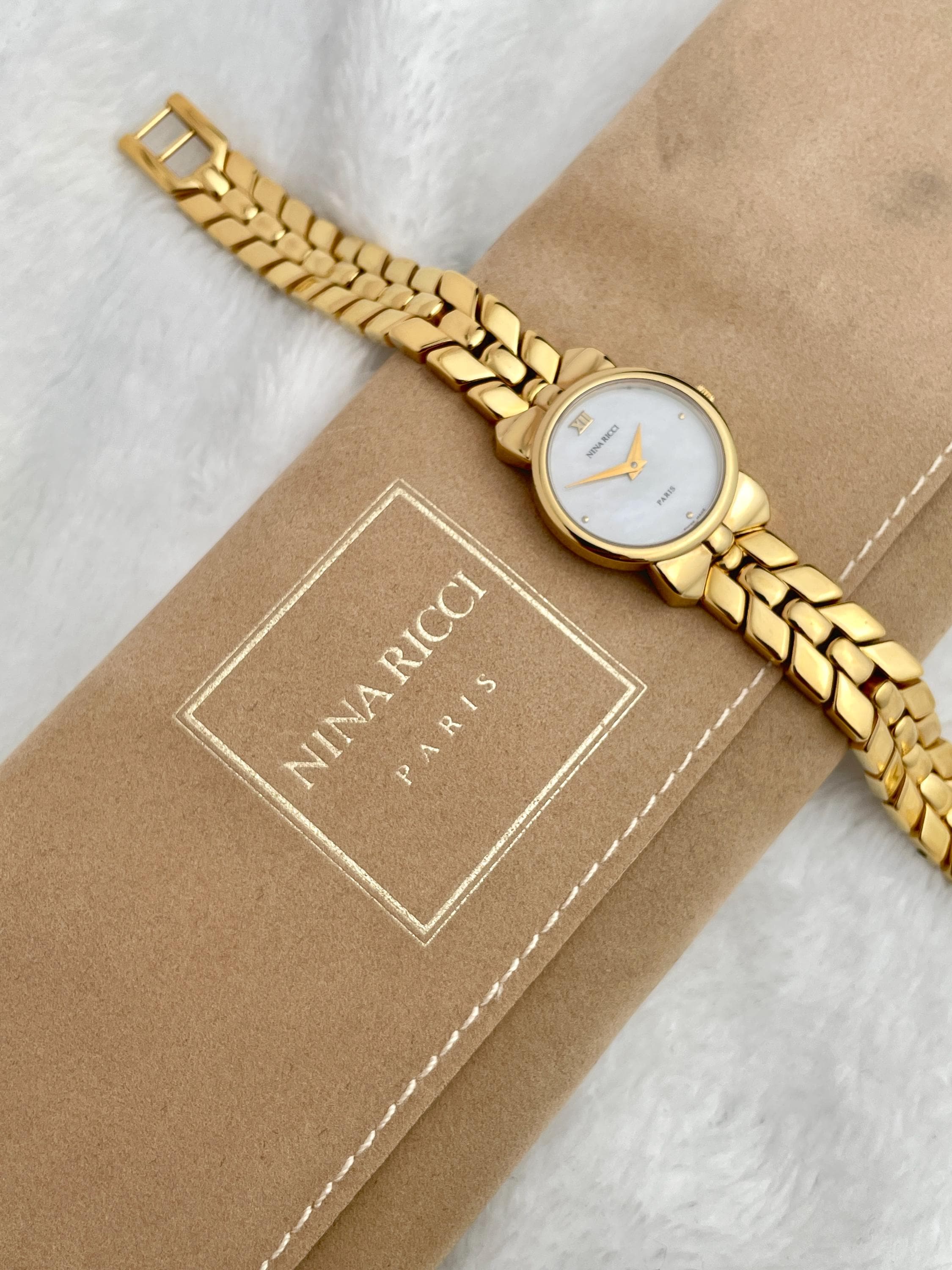 Nina Ricci D954 Gold Tone Ribbon