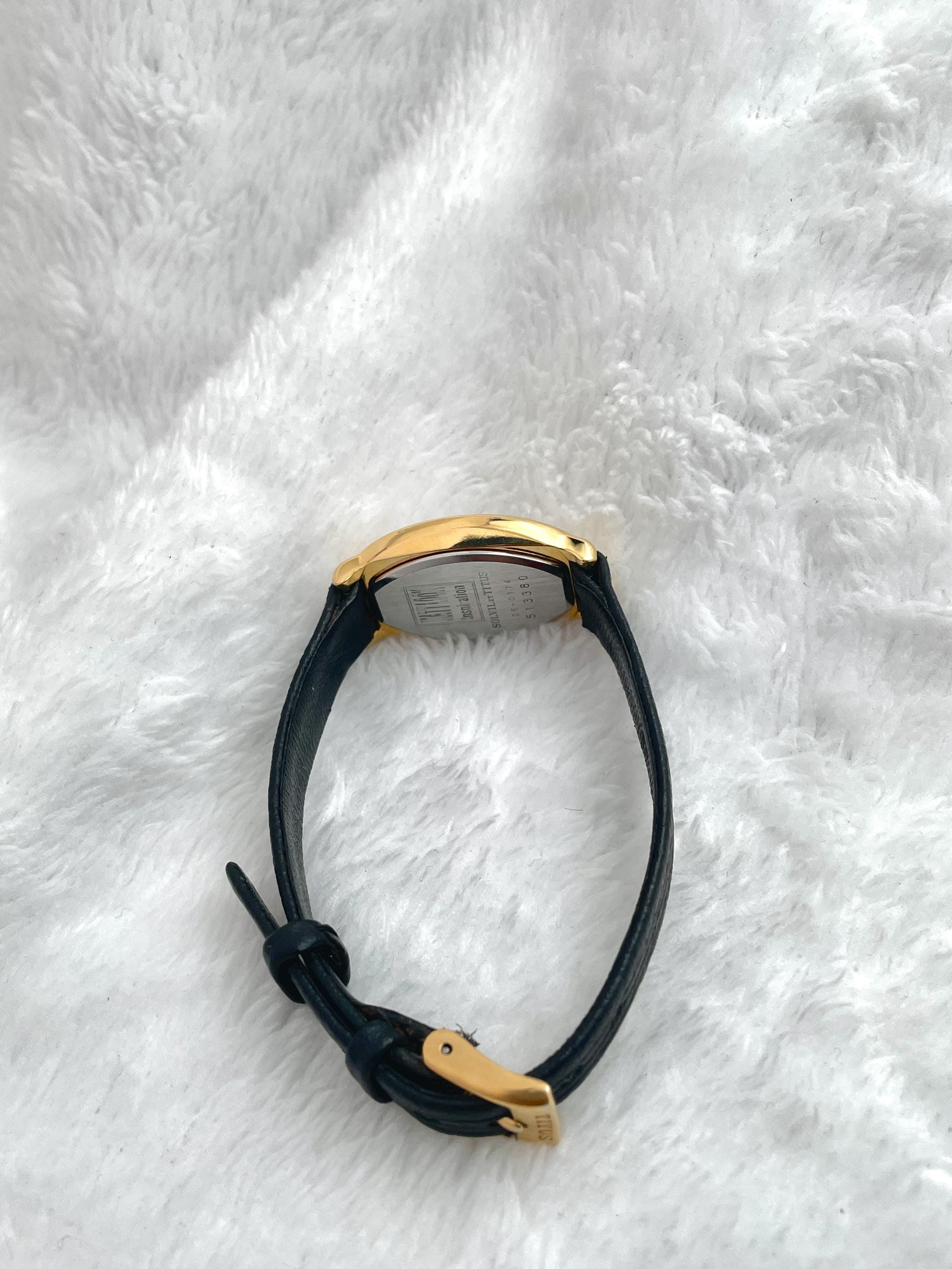 Solvil et Titus Oval Roman Gold Tone