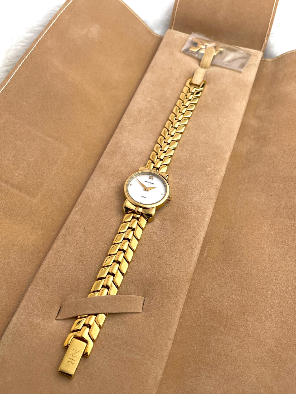 Nina Ricci D954 Gold Tone Ribbon