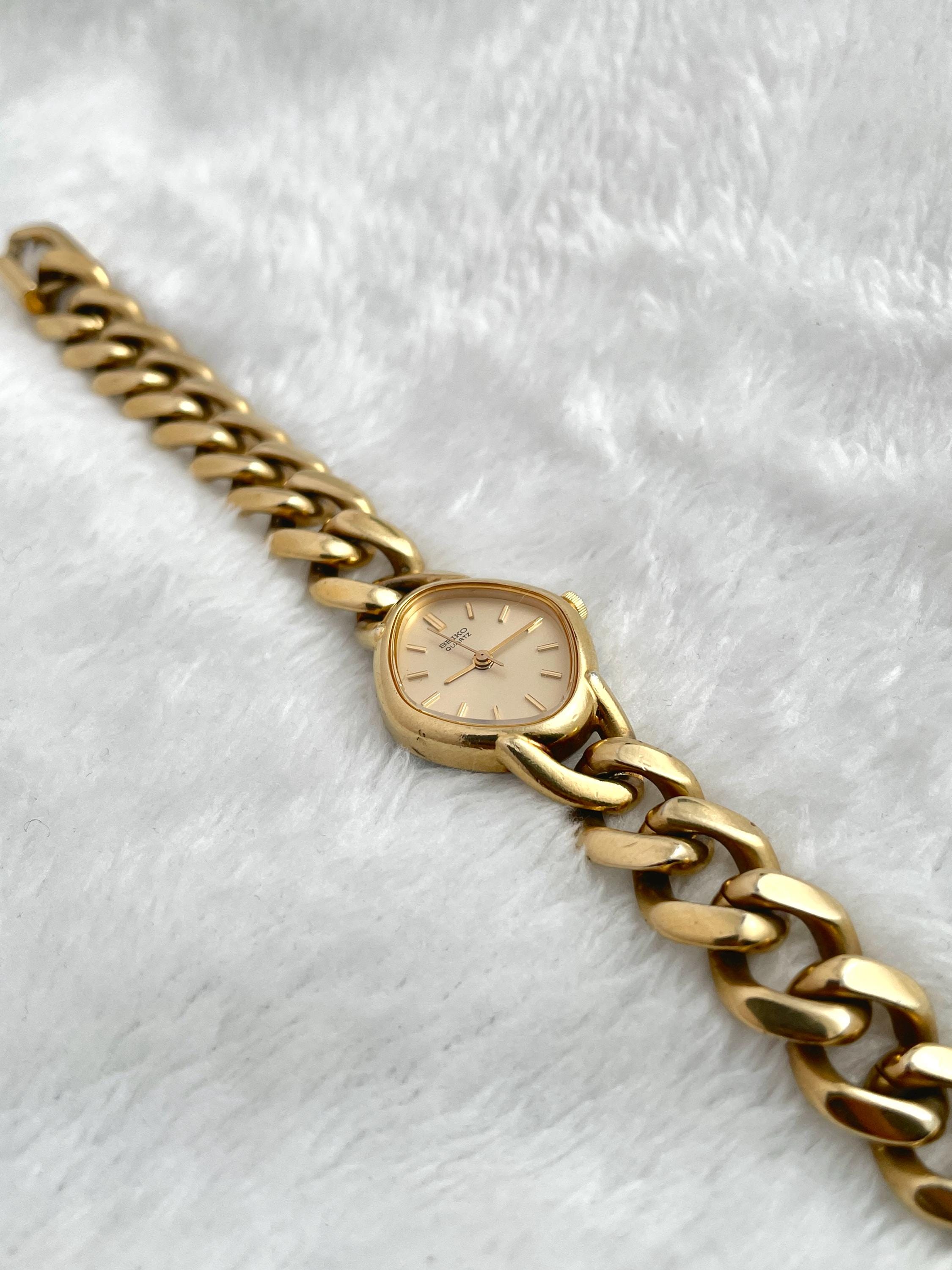 Vintage Seiko Gold Matte Chain 1421-5470 Quartz women Watch